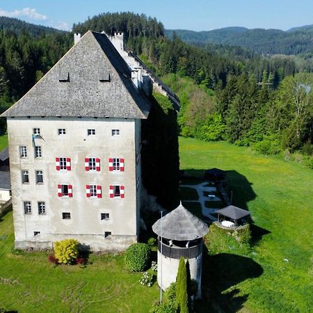 Schloss Moosburg Gaestehaus ภายนอก รูปภาพ
