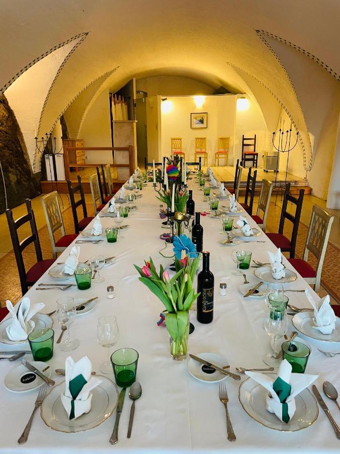 Schloss Moosburg Gaestehaus ภายนอก รูปภาพ