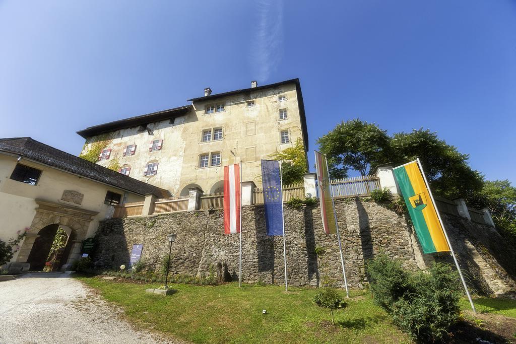 Schloss Moosburg Gaestehaus ภายนอก รูปภาพ